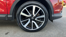 Nissan Qashqai 1.2 DiG-T Tekna [Non-Panoramic] 5dr Xtronic Petrol Hatchback